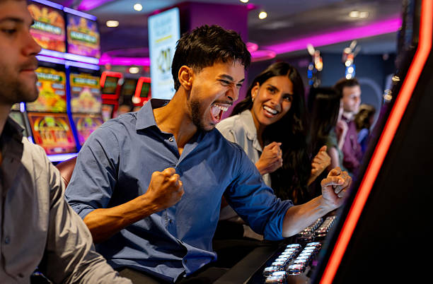 result china mobile app interface showing sportsbook and live dealer options
